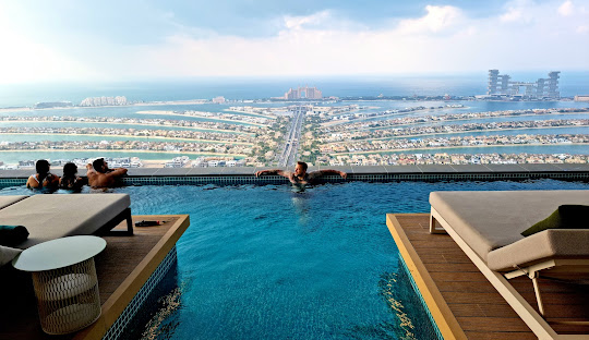 Aura Skypool DXB